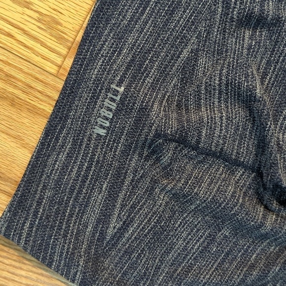 No Bull heathered gray capri workout leggings, S - Picture 5 of 6